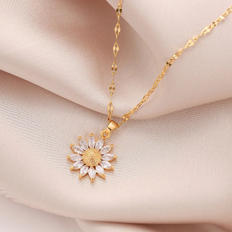 GARGANTILHA GIRASSOL BANHADO EM OURO 18K