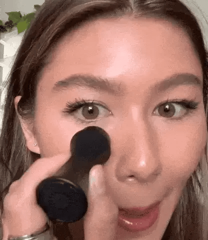 Rolo Facial de Pedra Vulcânica –© Anti-Oleosidade Instantânea e Pele com Efeito Matte
